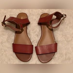 Express Sandals (Flats) Size: 7 Color:Brown